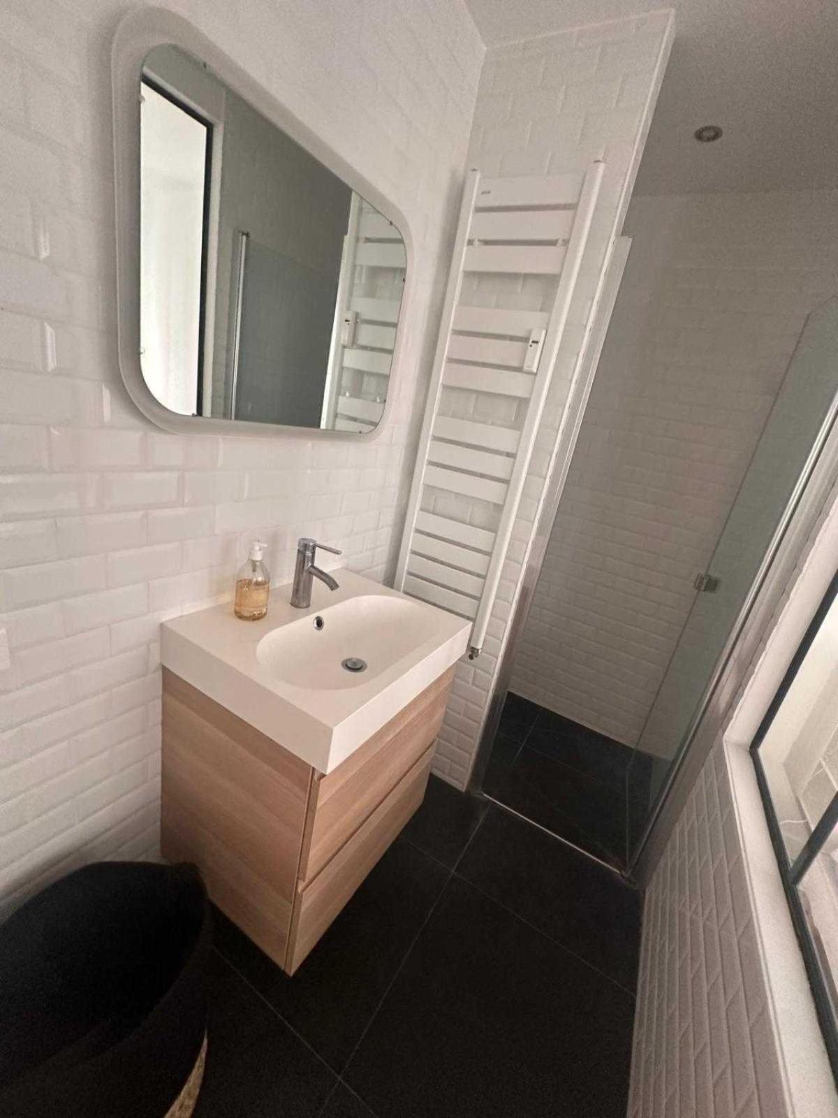 Beautiful 3br-6p-paris 17th-arc De Triomphe